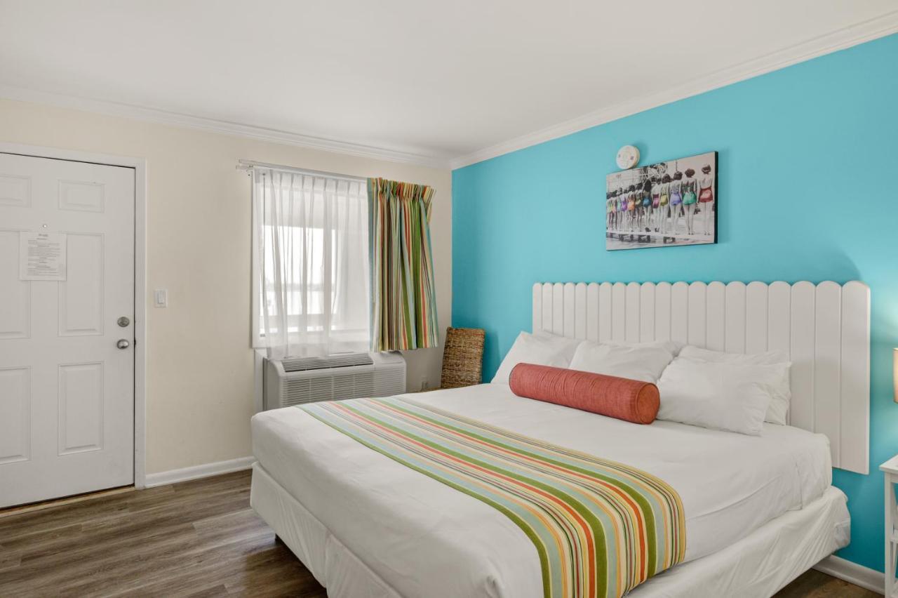 Beachwalk At Sea Bright Room photo