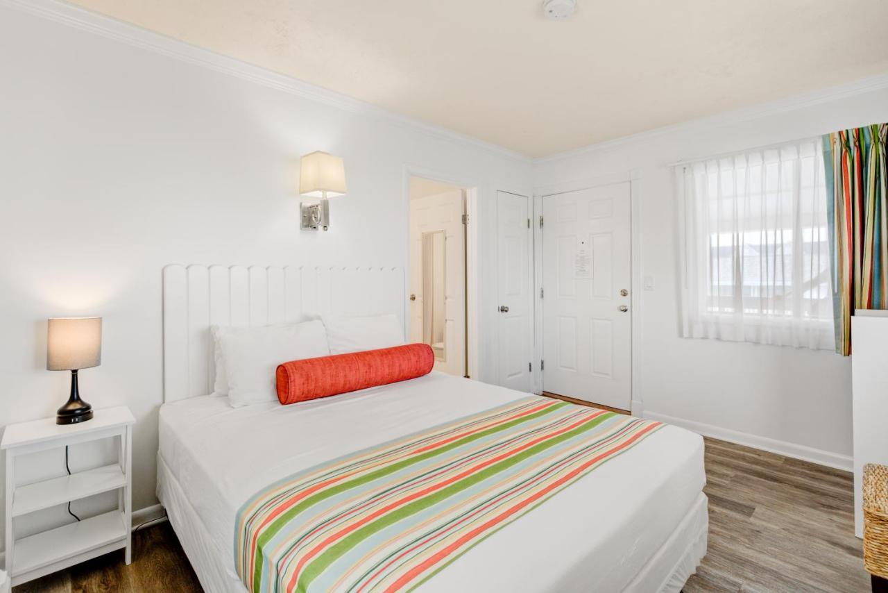 Beachwalk At Sea Bright Room photo