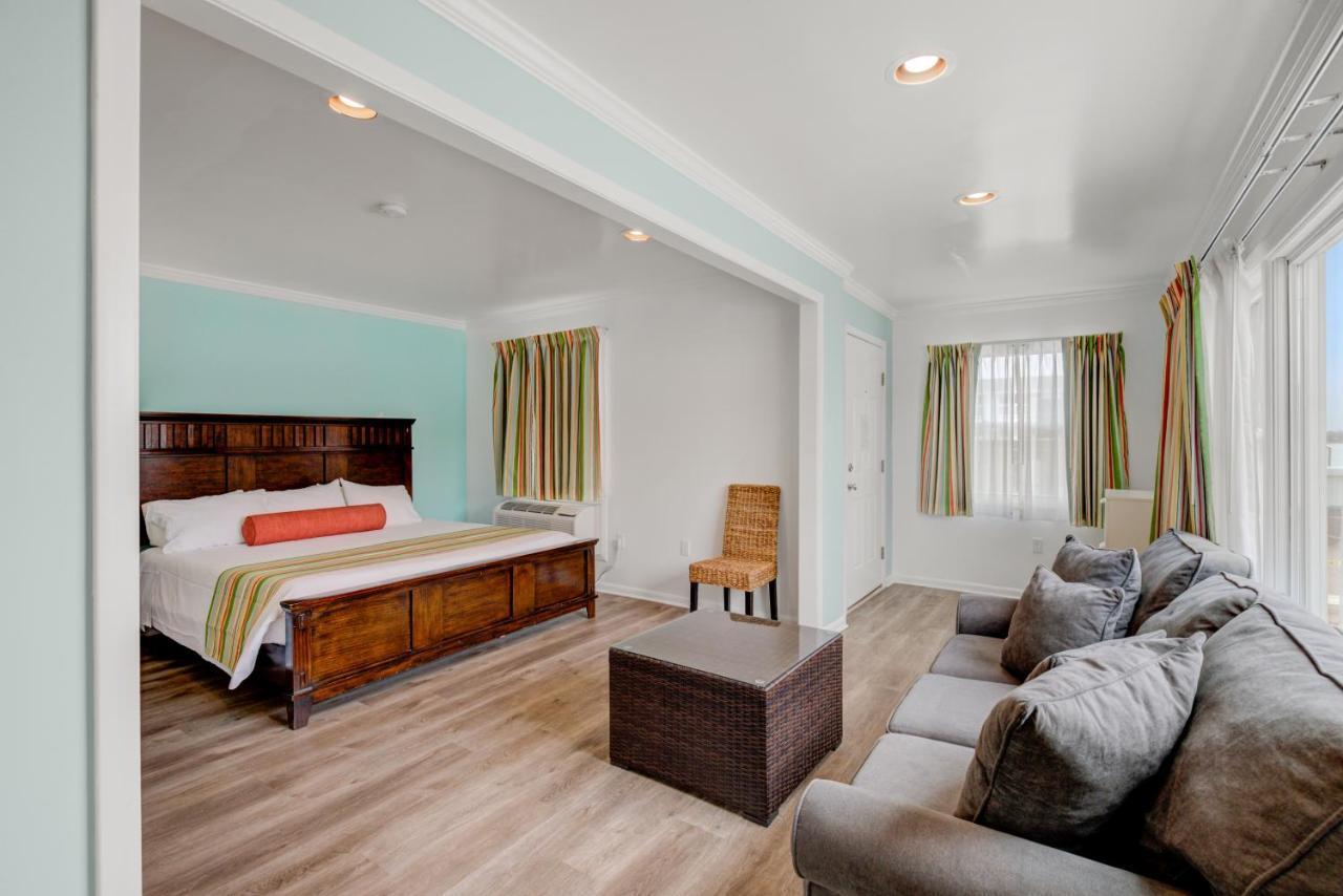 Beachwalk At Sea Bright Room photo
