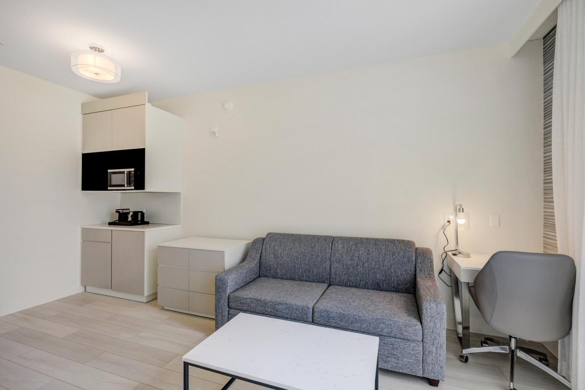 Beachwalk At Sea Bright Room photo