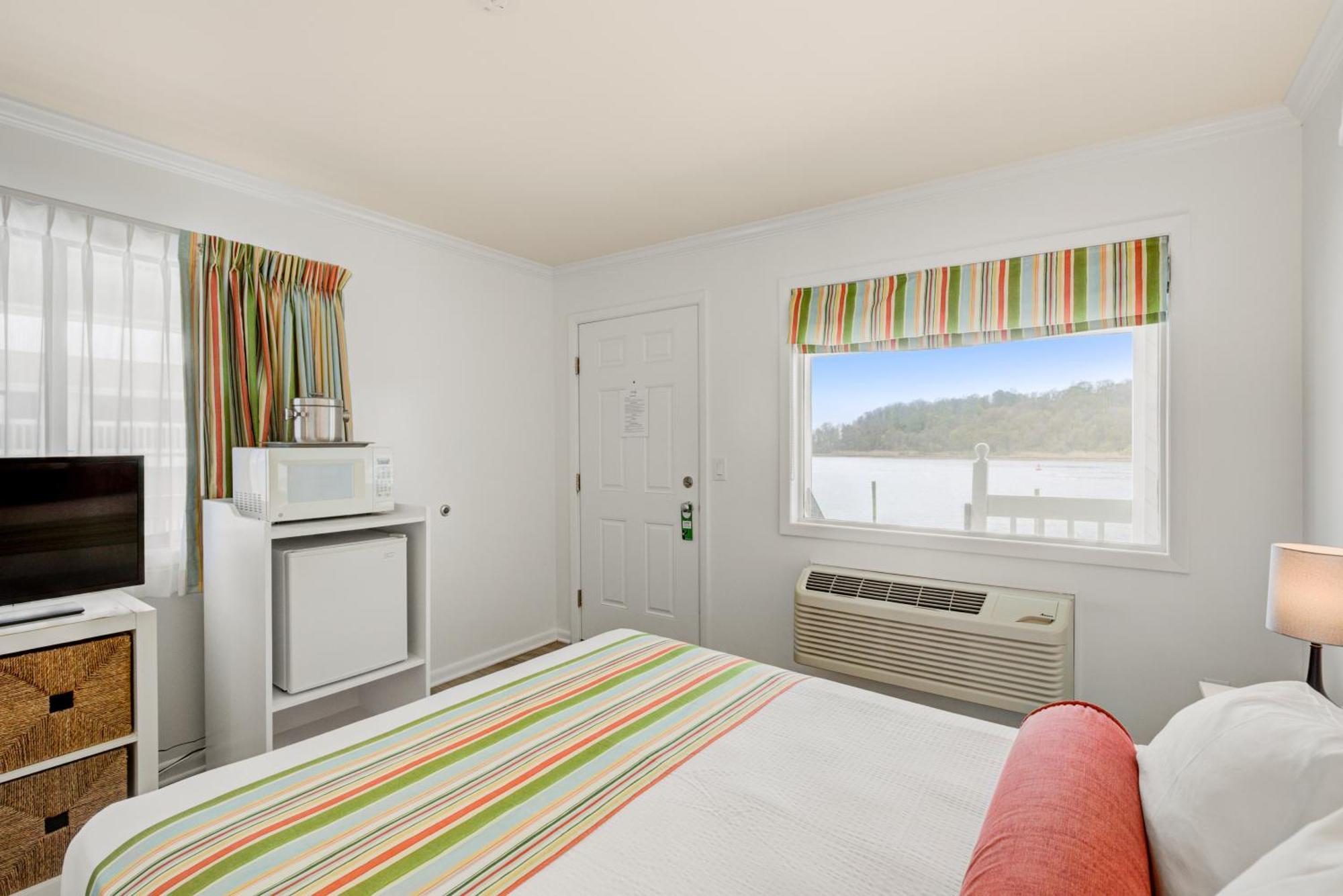 Beachwalk At Sea Bright Room photo