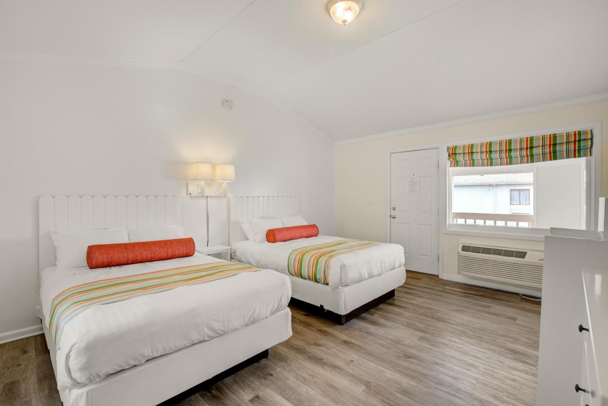 Beachwalk At Sea Bright Room photo