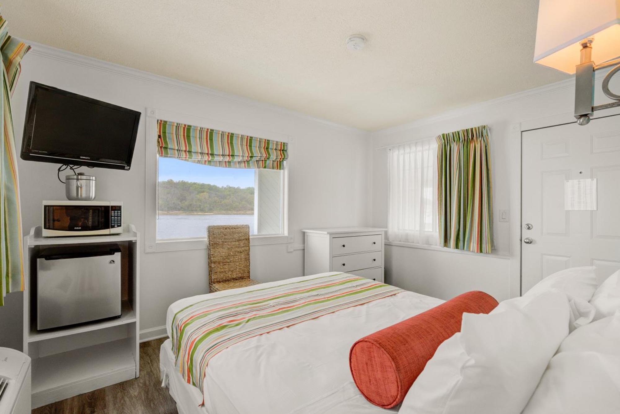 Beachwalk At Sea Bright Room photo