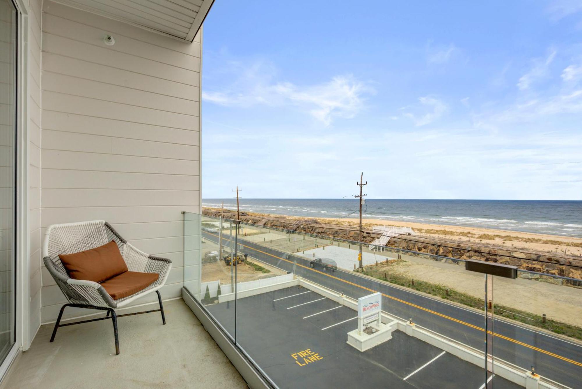 Beachwalk At Sea Bright Room photo